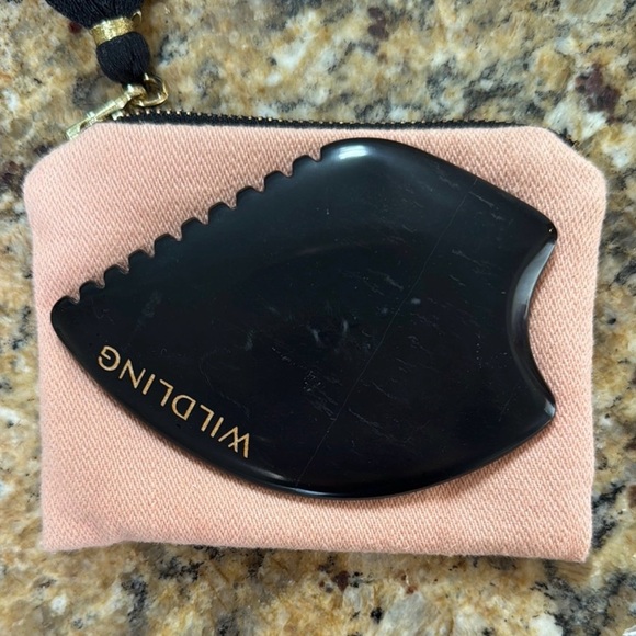 Wildling Empress bian stone gua sha